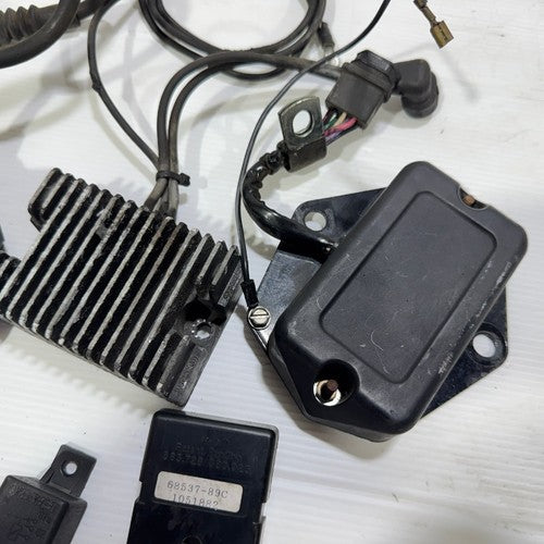 Harley-Davidson Electra Glide Police FLHTP ECU Regulator Relay Ignition Coil