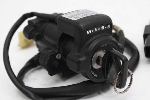 Honda CBR954RR Ignition Key Set ECU HISS JH2SC50A12M004