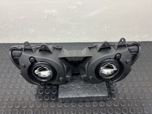 Yamaha YZF-R1 RN09 5PW 2002-2003 Headlight P1951