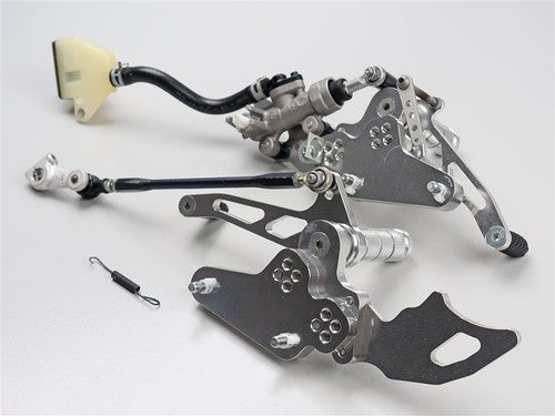 WR'S Rearset Kit TYPE-R Suzuki GSX1300R Hayabusa 2008-2020