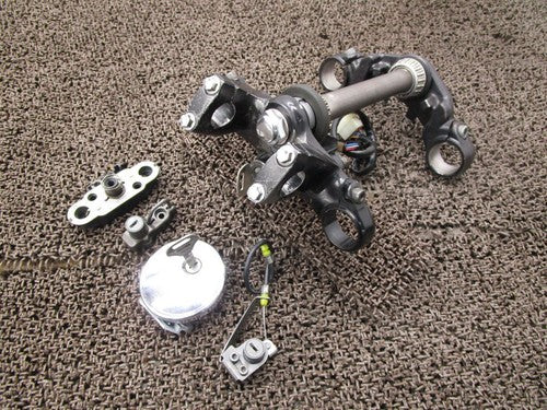 Kawasaki W650 EJ650AE Top Bridge Stem Ignition Key Set 39mm