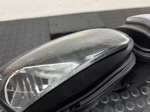 Yamaha YZF-R1 RN09 5PW 2002-2003 Headlight P1951