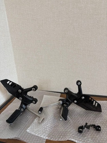 Kawasaki Z900RS OEM Rearsets Left Right Set Genuine