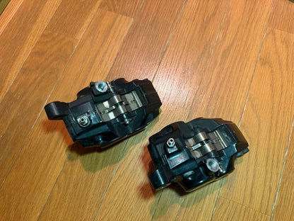 Yamaha TZR250R 3XV Front Brake Caliper Set
