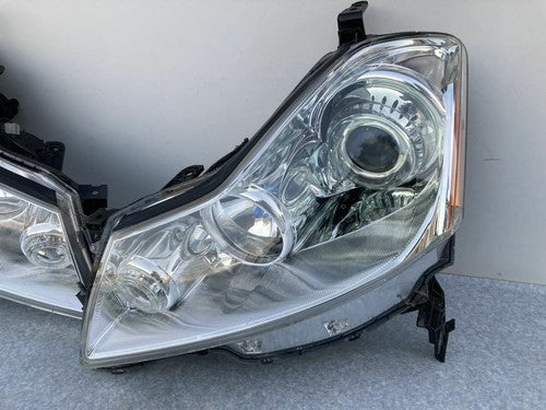 Infiniti Genuine M35 M45 Nissan Fuga 06-10 Halogen Headlight Lamp Pair OEM