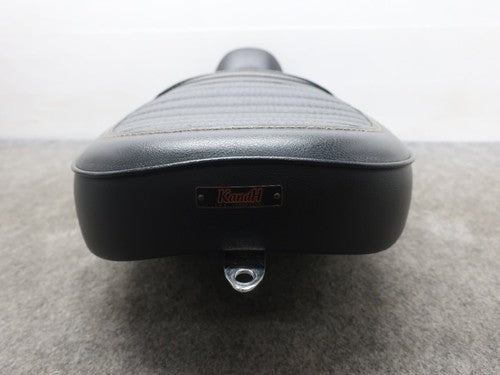 K&H Double Seat Tuck Roll Harley-Davidson Touring 2008+