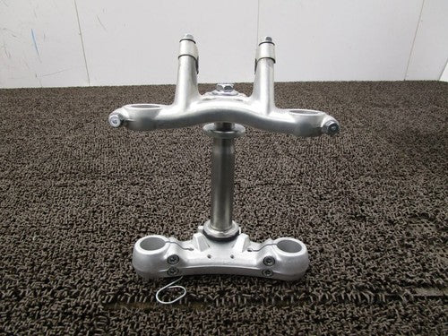 Yamaha TY125 Top Bridge Stem Carburetor Model