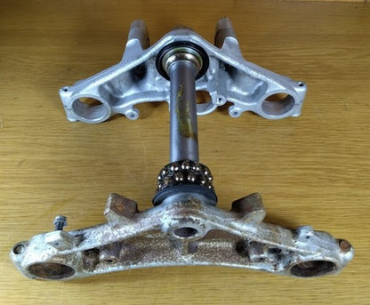Honda FTR223 MC34 Genuine OEM Steering Stem Top Bridge Set