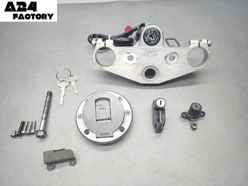 Yamaha FZ400 Ignition Key Set Main Holder Cap 1997 4YR1