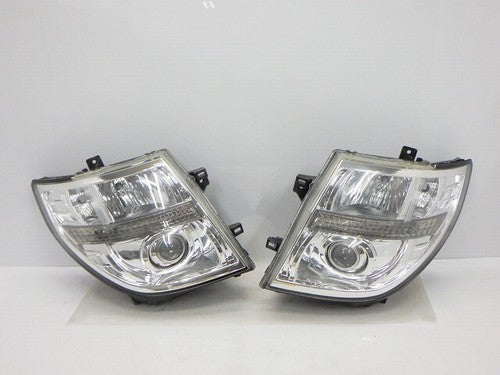 NISSAN ELGRAND E51 Kouki HID Headlight Lamp Set Koito 100-24852