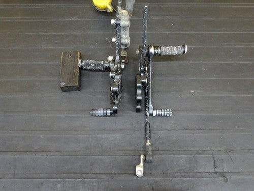 Kawasaki ZX-10R ZXT00C-005 Aftermarket Rearset Kit C-Type '04
