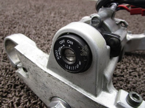 Yamaha TRX850 4NX Top Bridge Stem Main Key Set Carburetor
