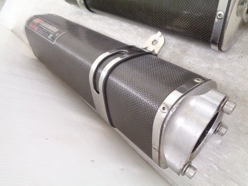 Yoshimura Tri-Oval Cyclone Suzuki GSX1300R Hayabusa GW71A 99-07 Slip-On Muffler