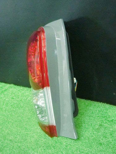 Toyota Corolla Rumion ZRE152N Taillights Tail Lights Lamps Left