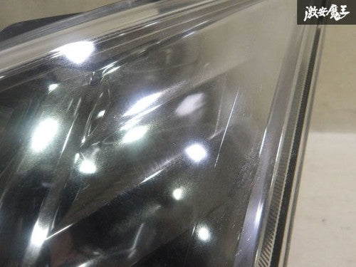Mitsubishi Genuine CV5W Delica D:5 H22 HID Headlight Pair 100-87918