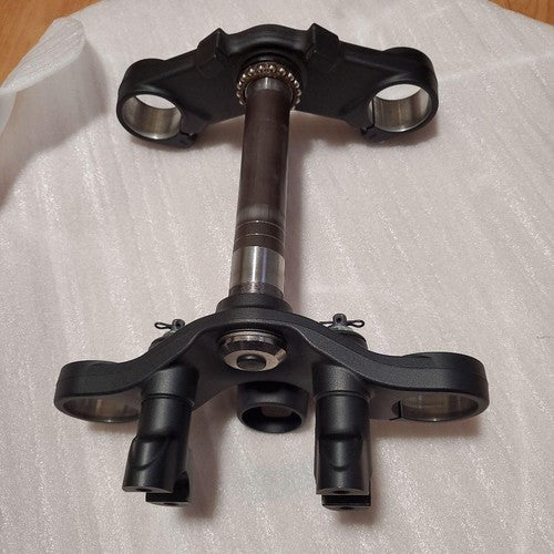 Kawasaki Z900RS Stem Under Bracket Black 2024