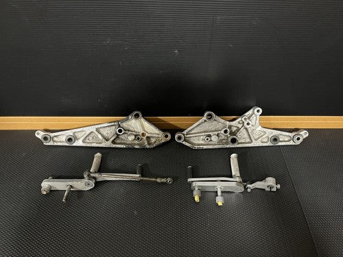 CB750F Honda Rearsets Backstep RC04 Vintage Period Correct