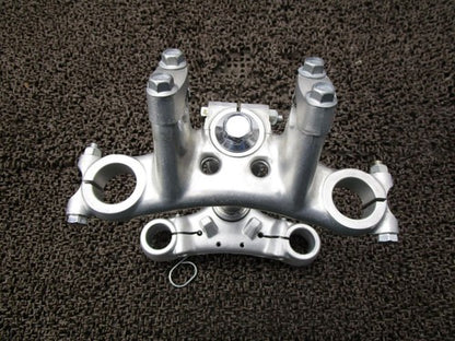 Yamaha TY125 Top Bridge Stem Carburetor Model