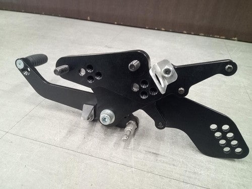 STRIKER Racing Rearset Kit Black for Suzuki GSX1300R Hayabusa 1999-2020