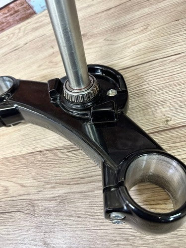 Harley-Davidson CVO FXSE Breakout Triple Tree Steering Stem 43mm HGU780