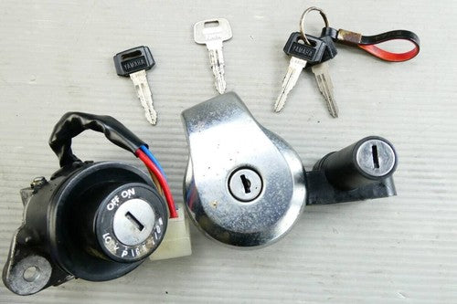 Yamaha XV400 Special Genuine OEM Ignition Key Set 26M 1981