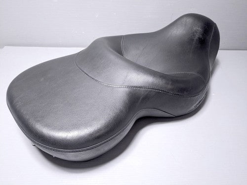 Harley-Davidson Sportster XL1200S XL883 OEM Sundowner Seat 2605BK303