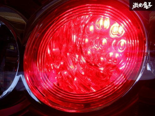 Toyota GRX120 GRX121 GRX125 MARK X Genuine Taillamp Light Tail Lamp Set