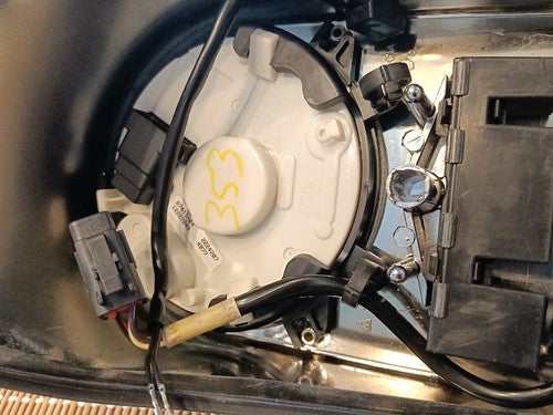 Harley-Davidson 2004 Softail FXSTF Speedometer Odometer 67411-04