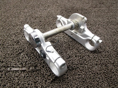 Harley-Davidson FXDC1580 Top Bridge Stem 49mm Twin Cam Dyna