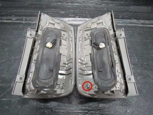 2008 Toyota Voxy ZRR70W ZRR75W Taillights Tail Lights Lamps Set OEM