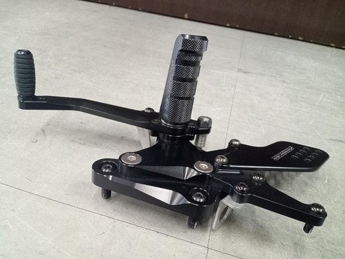 STRIKER Racing Rearset Kit Black for Suzuki GSX1300R Hayabusa 1999-2020