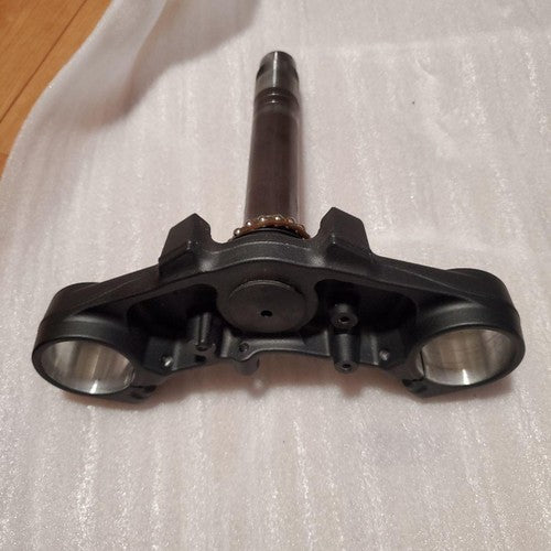 Kawasaki Z900RS Stem Under Bracket Black 2024