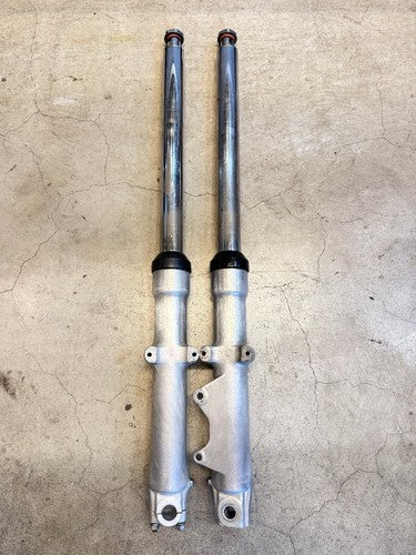 Harley-Davidson FXWG Wide Glide EVO Front Fork Single Caliper OEM 1984-1986