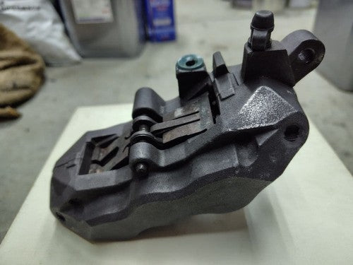 Nissin 6-Pot Front Brake Caliper 90mm Pitch