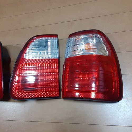 Toyota Land Cruiser 100 Genuine Taillights Tail Lights Lamps Set