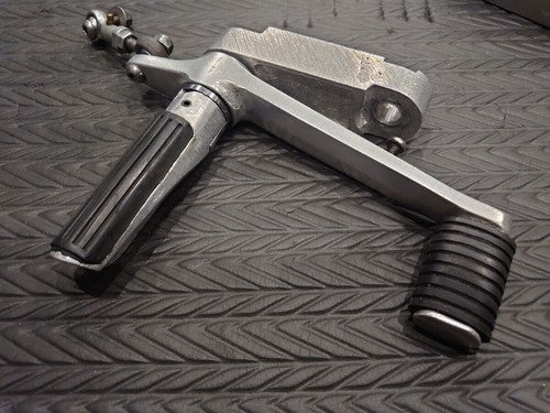 JMC Kawasaki Z400FX E1-E3 Rearsets Light Bracket 城東