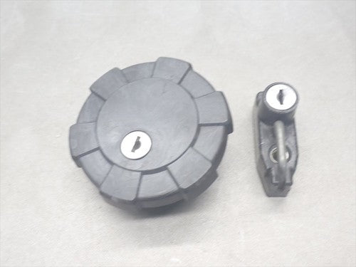 Yamaha TW200 Ignition Key Set Main Holder Cap 1996