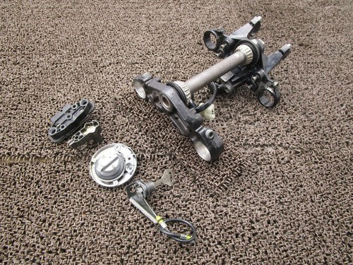 Kawasaki W650 EJ650AE Top Bridge Stem Ignition Key Set 39mm