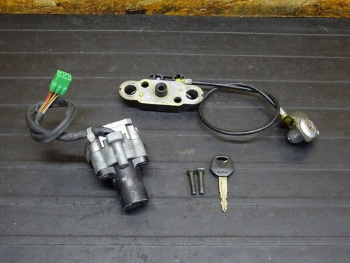 Suzuki GSX1300R Hayabusa 1999 GW71A Ignition Key Set OEM