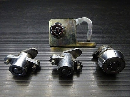 Harley-Davidson FLHTCU-I1450 2000 Twin Cam Ultra Ignition Key Set
