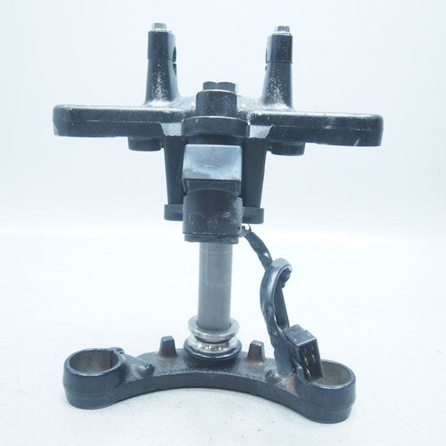 Kawasaki Estrella BJ250A Genuine OEM Steering Stem Top Bridge 39mm