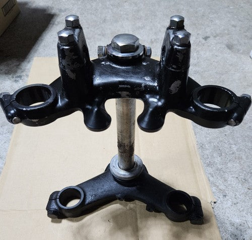 Kawasaki Z1R Genuine OEM Steering Stem Top Bridge