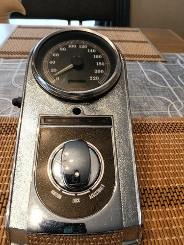 Harley-Davidson FXST Speedometer Instrument Cluster 2000