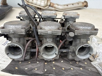 Suzuki GT750 Triple Carburetor Set 2 Pieces