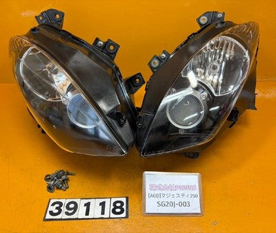 Yamaha Majesty 250 SG20J-003 Headlight Left Right Set Used