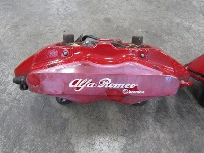 Brembo Alfa Romeo Giulietta 940 Front Brake Caliper Set Red 4POT