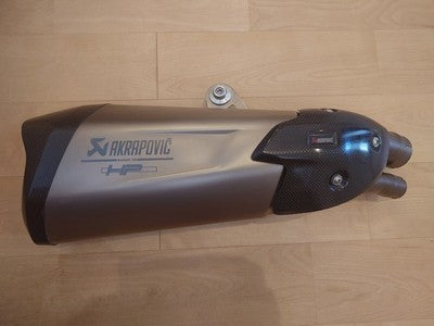 Akrapovic BMW S1000R Slip-On Muffler Silencer Exhaust