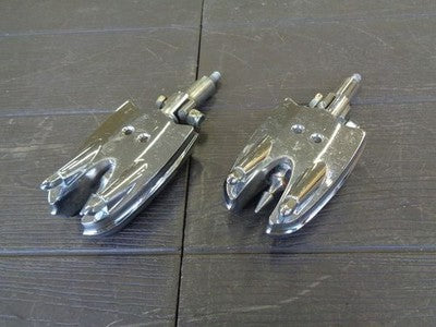 Harley-Davidson Kuryakin Window Footpegs Left Right Set Mount