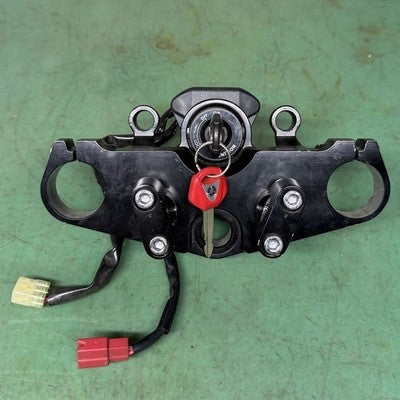 Yamaha XJR1300 RP17J Genuine OEM Ignition Key Set Top Bridge Tank Cap