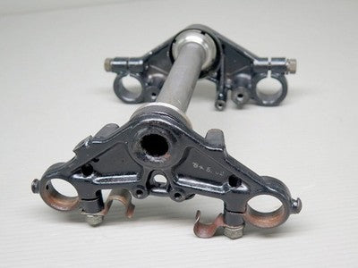 Suzuki RG50 Gamma NA11A OEM Steering Stem Top Bridge
